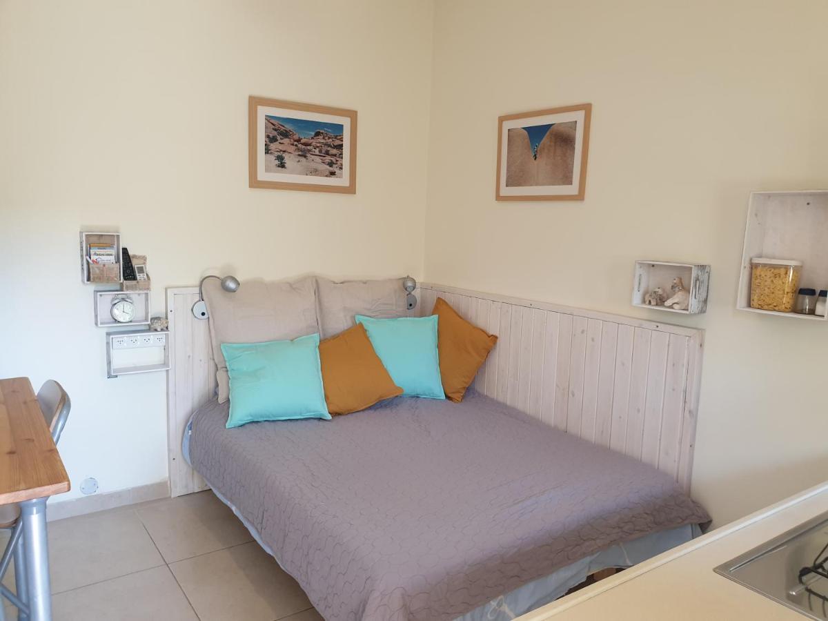 Guy Family Guestroom'S (Adults Only) Midreshet Ben Gurion Exterior foto